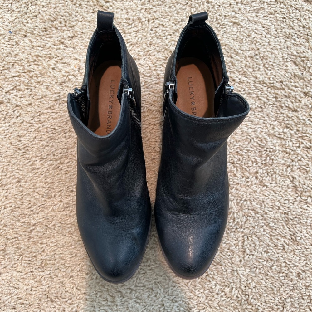 Lucky brand Basel bootie (Black Leather) Women’s Size 9